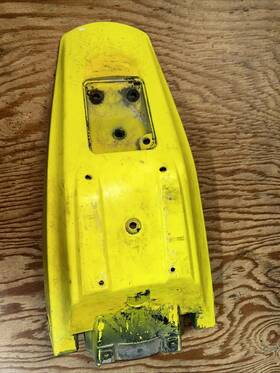 63113-32e20-ylw Suzuki Rear Fender Dr650 2007 Dr650se Dr 650 Se 06-1