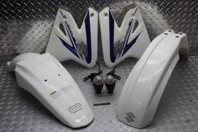 7480533 Suzuki 2011 Drz400s Front/rear Wheel Fenders With Side Fairings And Turn Signals