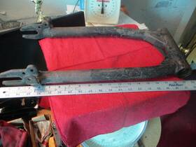 090624 Triumph F5302 650 Unit Extended Rear Swing Arm 1963 To 1965