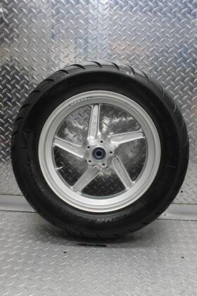16x3.50mt Victory 7811344 2001 V92c Rear Wheel Rim With Avon Cobra Chrome Tire 160/80b16