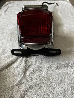 040-6480 Yamaha 1981 Maxim Xj550 Xj 550 Y279-1 Rear Fender And Tail / Brake Light