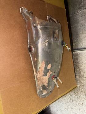 1e6-21610-01-v0 Yamaha 76-81 Xt-500 Rear Fender Oem