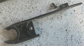 2c0-22151-00-00 Yamaha Swingarm Seal Chain Guide Guard R6 2006 Yzfr6 R 06-07 Collar