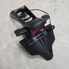 2d1-21629-10-00 Yamaha 2d1-21629 2006 - 2015 Fz1 Fz-1 Fz8 Fz-8 Oem Rear Fender Mud Guard 2d1-21629-10-00 Yamaha 2d1-21629 2006 - 2015 Fz1 Fz-1 Fz8 Fz-8 Oem Rear Fender Mud Guard
