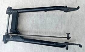 367-22110-00-33 Yamaha 1975 - 1982 Gt80 Mx80 Gtmx Dt80 Oem Swing Arm Pivot Bolt Tourqe