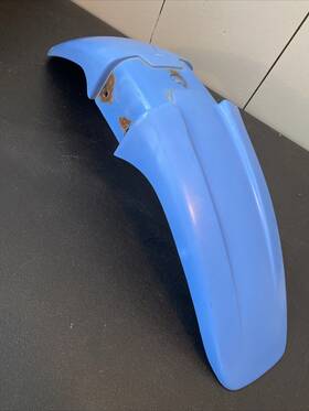 3aw-21511-00-00 Yamaha Oem Front Fender Plastic Robin / Light Blue - 1989 Tw200 Trailways