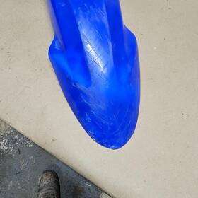 3c5-21511-10-00 Yamaha 2013 Blue Xt250 Front Fender Damaged