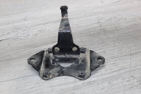 3ul-21513-00-00 Yamaha 1997 Rt100 Front Wheel Fender Bracket