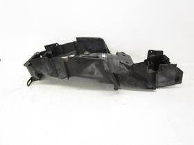 4fm-21611-12-00 Yamaha 95 Yzf 600 Rear Inner Fender Battery Box Broken