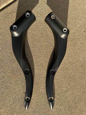 Yamaha 573-a Rs Warrior Xv1700 2008 Oem Rear R&l Fender Strut Cover Two 573 A
