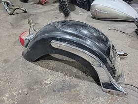 5bn-w2161-83-8x Yamaha 2000 V Star 650 Classic Rear Fender Oem With Tail Light And Brackets