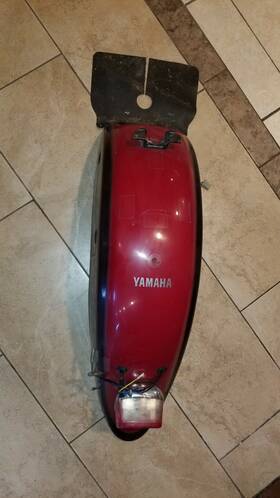 5bn-w2161-83-8x Yamaha 5bn-84717-00 2000 98-05 Xvs650 V Star 650 Classic Rear Fender Tail Light Hugger Guard