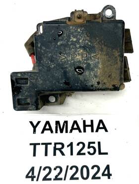 5hp-14411-01-00 Yamaha Motorcycle Ttr-125l Airbox 2000-2007