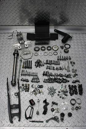 7811305 Yamaha 2009 Yzf R1 Hardware Bolt Set