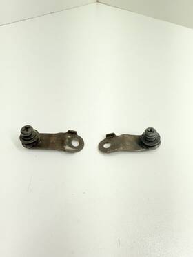 Dy5l-yh-01017 Yamaha 2001 Pw50 Front Fender Bracket Mount Oem