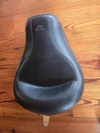 Mustang Hd Motorcycle Seat Dyna/wide Glide 2004-05 Vintage Solo Great Condition!. Fixed Price $282.00.