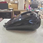 Harley Fxd Dyna Wide Super Fatbob Custom Glide Black Pearl??? Fuel Tank 61586-04. Fixed Price $299.99.