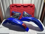 1998 1999 Yamaha YZ400F Fender Fairing Plastics Set Brake Light Oem Blue. Fixed Price $94.99.