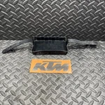 Ktm Duke 125 390 2017-2019 Support De Batterie En Caoutchouc 93011054050. Fixed Price $14.55.