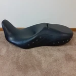 Harley-davidson Road King Touring Studded Low Seat 2008-2020 Oem P52000038. Fixed Price $99.99.